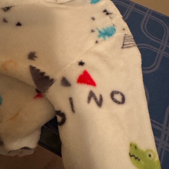 Multicolor Dinosaur Kids Robe - Picture 3 of 5